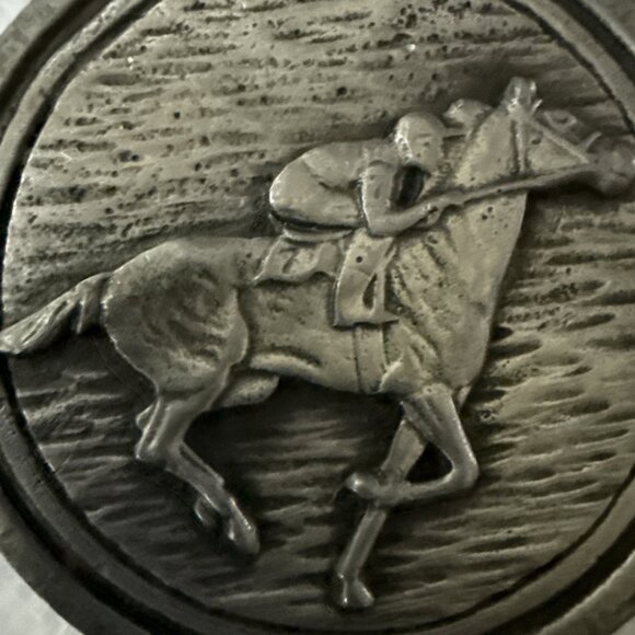 Vintage  Round Horse and Rider Belt Buckle 2.5in HTF - Picture 8 of 8